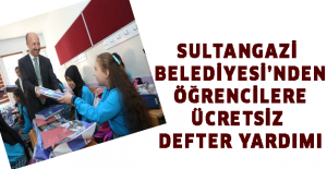 Sultangazi Belediyesi’nden Öğrencilere Ücretsiz Defter Yardımı