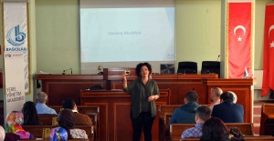 Belediyeden personeline iletişim eğitimi