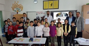BAYRAMPAŞALI MİNİK ÖĞRENCİLERDEN SOKAK HAYVANLARI İÇİN ÖRNEK PROJE