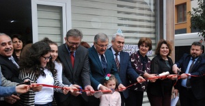 Zeytinburnu Halk Kütüphanesi Açıldı