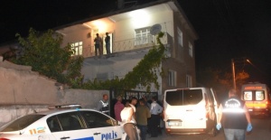 Kocası tarafından bıçaklanan kadın hayatını kaybetti