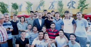 “Muhtar bile olmaz’ Dediler, Başkan Seçtik!”