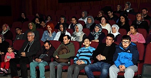 Engelliler Ve Aileleri İlk Defa Sinemaya Gitti