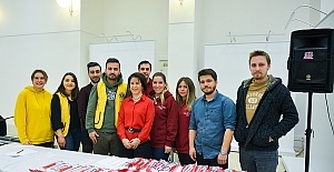 Görme engellilere beyaz baston