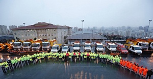 KÜÇÜKÇEKMECE’DE 7/24 KAR MESAİSİ