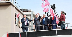İmamoğlu Bahar Rüzgârını Ataşehir'e Taşıdı