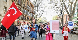 Altınköprü Türkiye'yi Temsil Ediyor