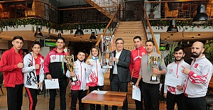 ATAŞEHİRLİ SPORCULARDAN KİCK BOKSTA BÜYÜK BAŞARI