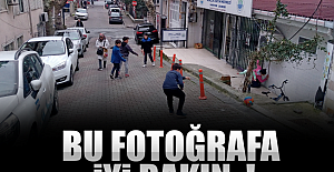 Bu Fotoğrafa İyi Bakın..!