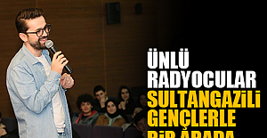 Ünlü Radyocular Sultangazili Gençlerle Bir Arada