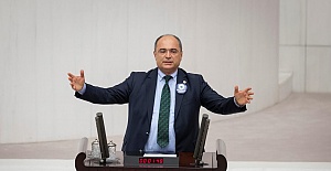 CHP’li Aydoğan: “Cezaevinde, işinin başında, hakikatin peşinde olan gazetecilere selam”