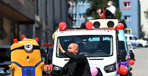 ESENYURT BELEDİYESİ’NDEN EVDE KALANLARA GEZİCİ BAYRAM EĞLENCESİ