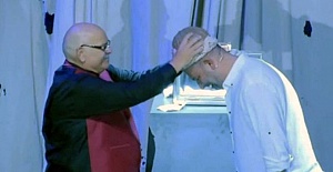 "Kel Hasan Efendi Kavuğu" Şevket Çoruh'a devredildi