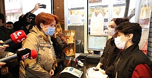 AKŞENER OY İSTEMEK İÇİN DEĞİL, DERTLEŞMEK İÇİN SAHADA