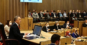 Yeni meclis salonu siyasilerden tam not aldı