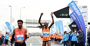 N kolay istanbul yarı maratonu'nda dünya rekoru