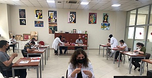 Engellilerin boncuk dizmesi annelere gelir oldu