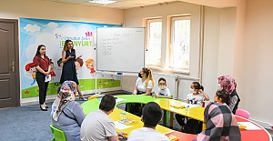 Esenyurt’ta özel çocuklara destek
