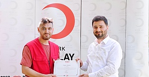 Kağıthane'de sağlıkçılara anlamlı belge