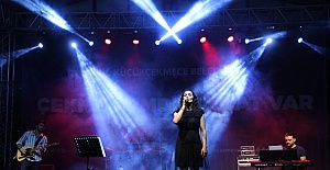 Küçükçekmece’de Zeynep Bakşi Karatağ’tan müzik ziyafeti