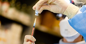 FDA’dan üçüncü doz aşıya şartlı onay