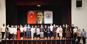 Öztekin’den üniversitelilere: ''İş sahada öğrenilir''
