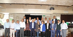 Iğdırlılar dernek yönetimi bir araya geldi
