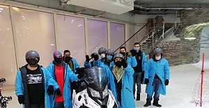 Özel Çocukların kar keyfi