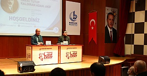 Yazarlar, milli şair Mehmet Akif’i andı