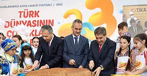 Bİ’DÜNYA ÇOCUK BARIŞ EKMEĞİ PİŞİRDİ