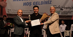 Sahne sanatları öğrencileri ayakta alkışlandı