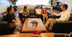 LGS Birincisinden Başkan Gökhan Yüksel’e Ziyaret
