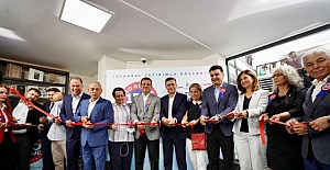 ESENYURT DA KÜTÜPHANESİNE KAVUŞTU