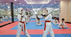 SULTANGAZİ BELEDİYESİ YAZ SPOR OKULLARINDA ŞAMPİYONLAR YETİŞİYOR