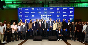 Bağcılar yeni kültür sanat sezonunu görkemli bir törenle açtı