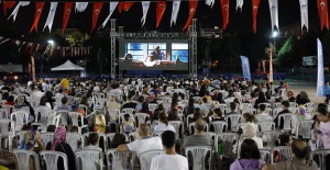 Başkan Dursun Sultangazililerle birlikte film keyfi yaptı
