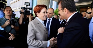 İYİ PARTİ GENEL BAŞKANI AKŞENER’DEN İMAMOĞLU’NA ZİYARET