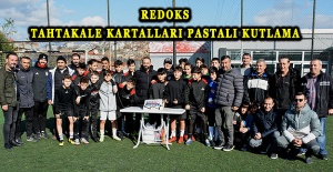 Redoks Tahtakale Kartalları Pastalı Kutlama