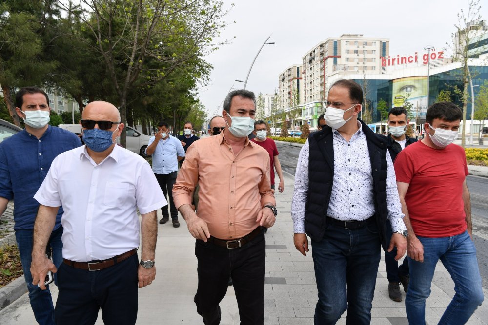 http://www.haberflas.com/images/upload/Beylikduzu_Belediyesi-Asfalt_Yenileme_CalYYmasY_6.jpg